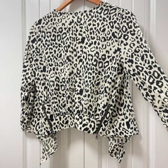 Maurices Leopard Print Lightweight Blazer Cardigan – S - Picture 7 of 8